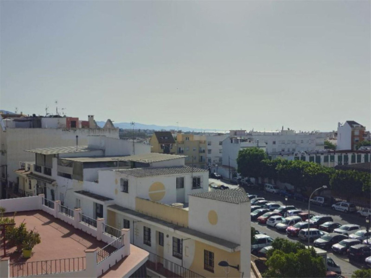 Te koop Middle Floor Apartment Costa Del Sol San Pedro De Alcántara € 312.000,-