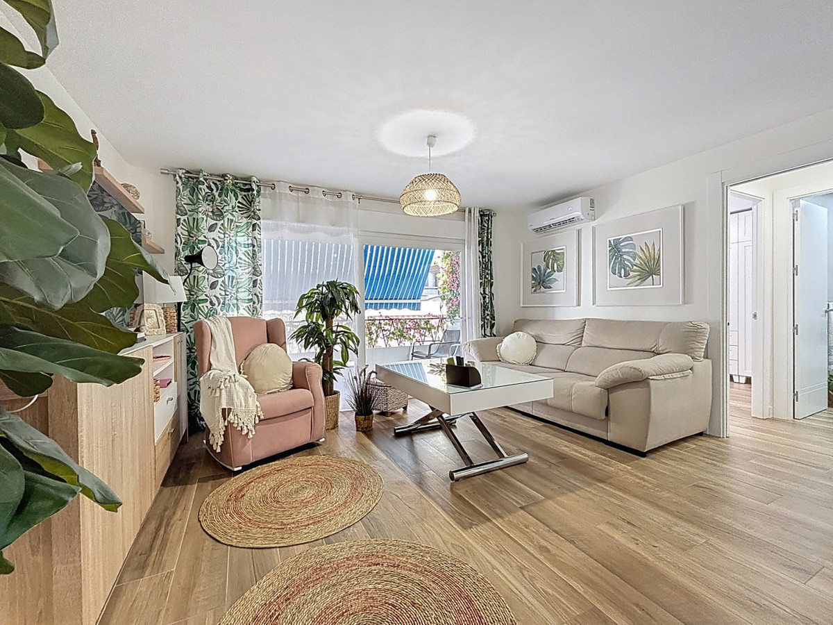 Te koop Middle Floor Apartment Costa Del Sol Torre Del Mar € 344.900,-