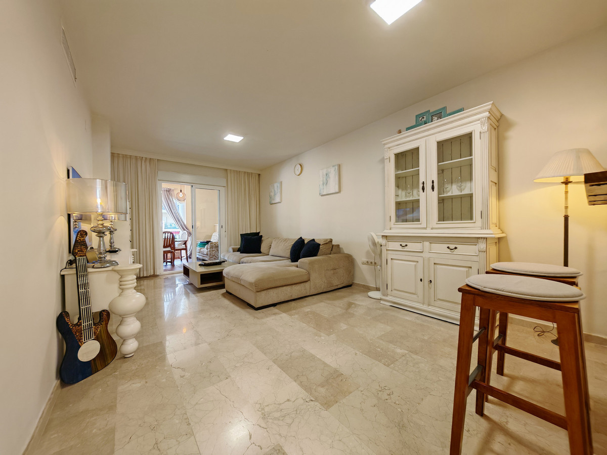 Te koop Middle Floor Apartment Costa Del Sol Riviera Del Sol € 265.000,-