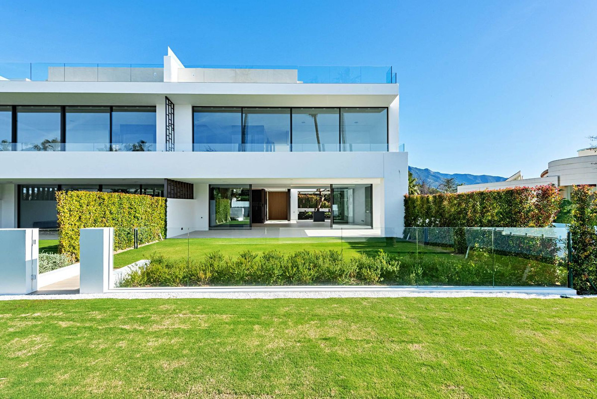 Te koop Half vrijstaand huis Costa Del Sol The Golden Mile € 6.250.000,-