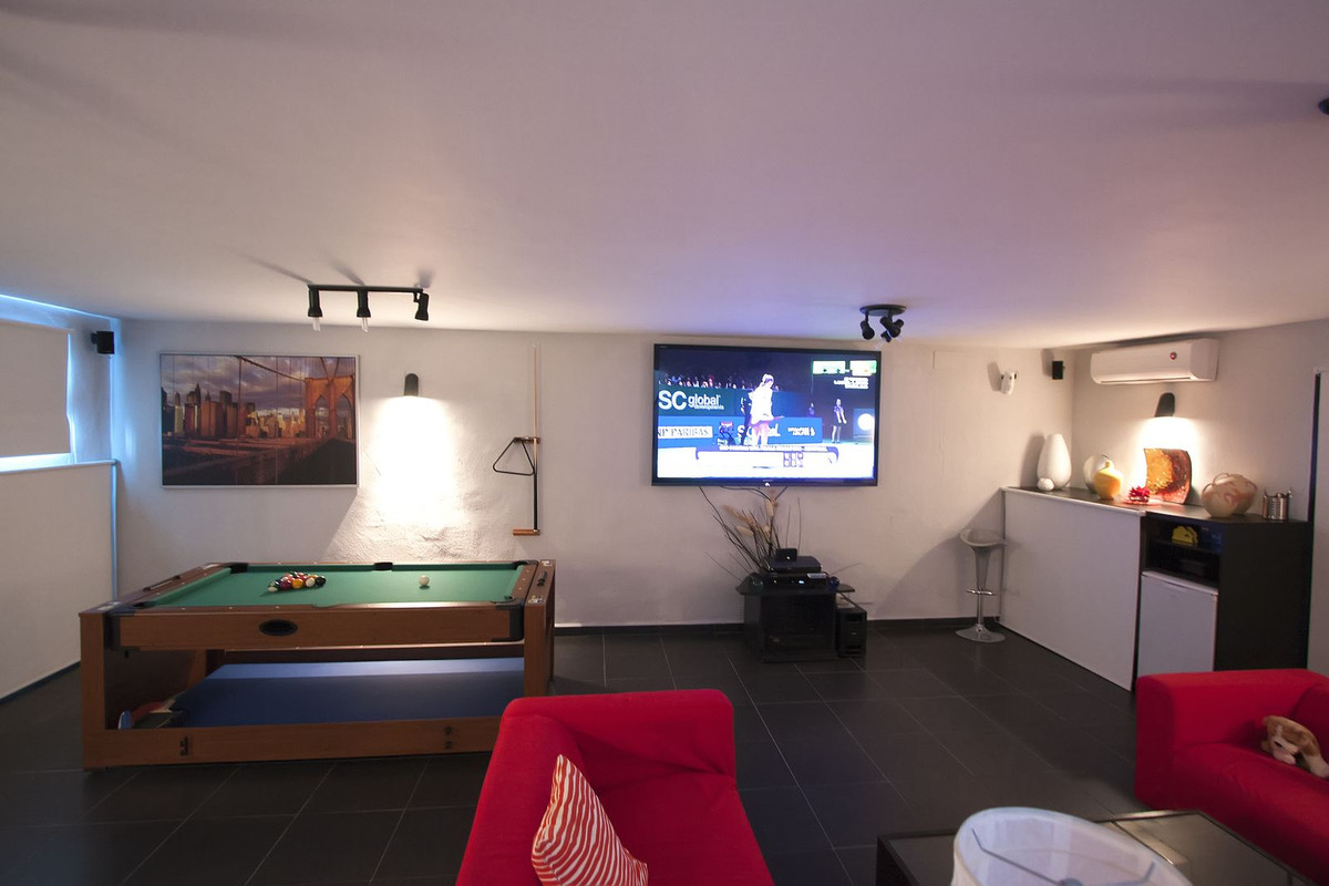 Te koop Herenhuis Costa Del Sol Nerja € 498.000,-