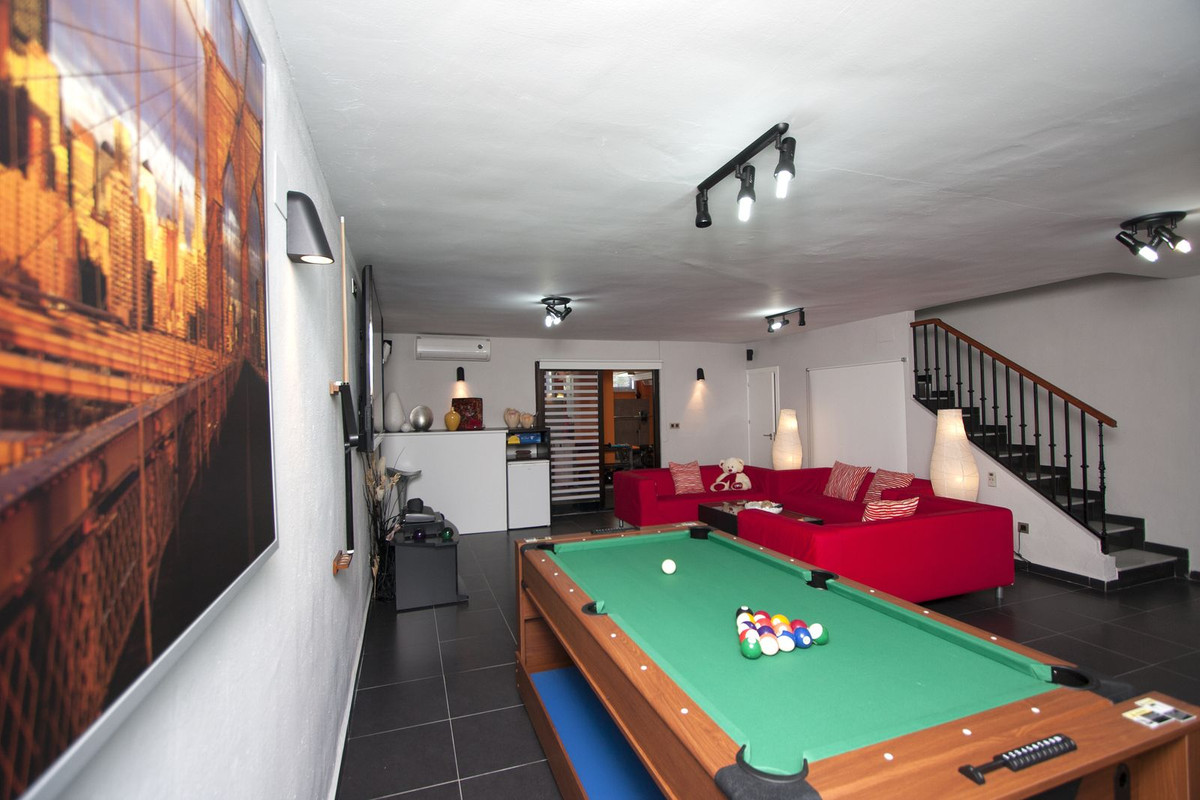 Te koop Herenhuis Costa Del Sol Nerja € 498.000,-