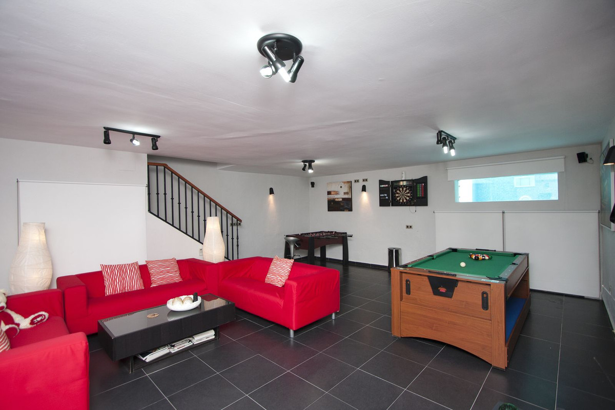 Te koop Herenhuis Costa Del Sol Nerja € 498.000,-