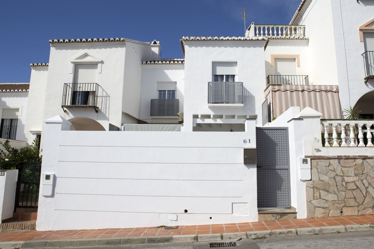 Te koop Herenhuis Costa Del Sol Nerja € 498.000,-