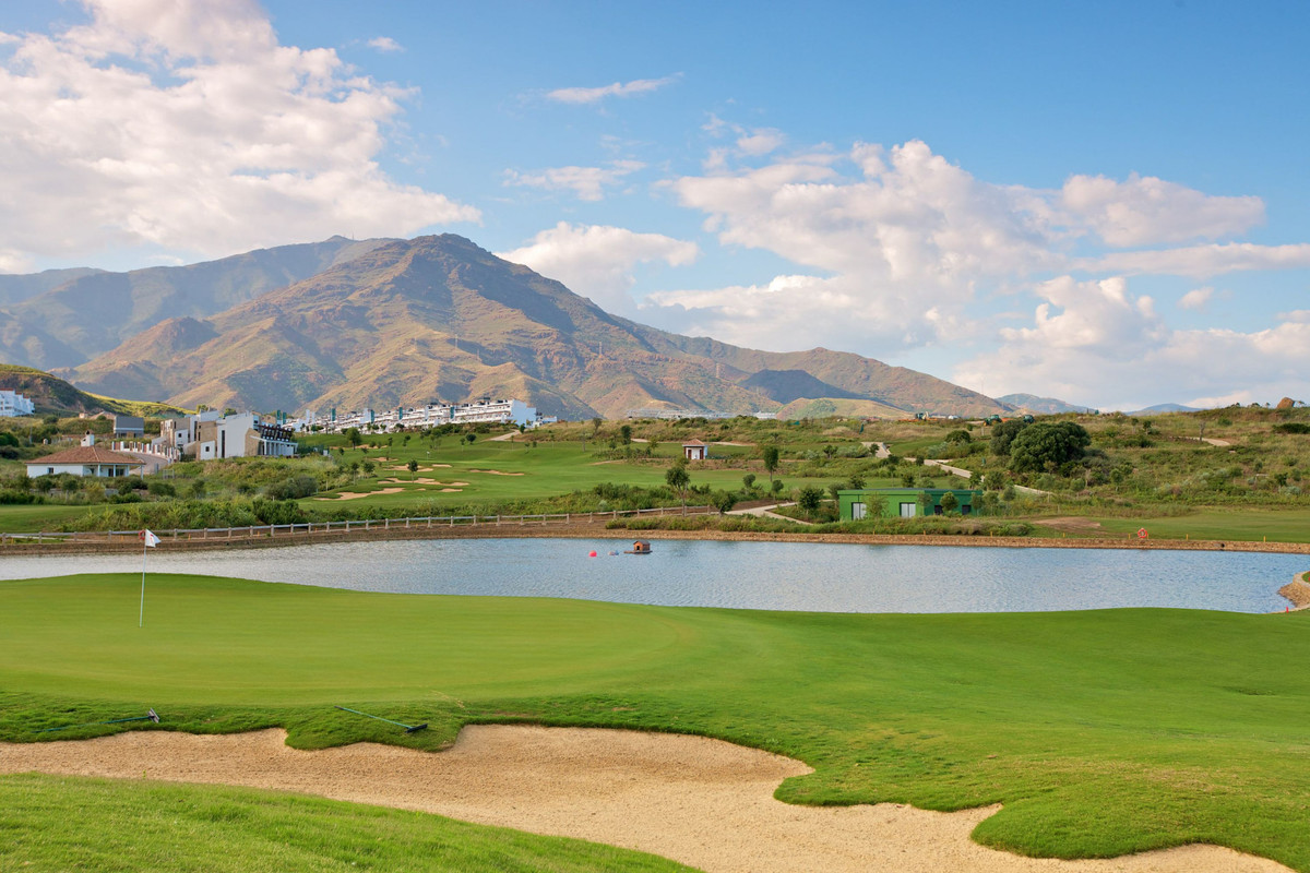 Te koop Grond Costa Del Sol Valle Romano € 630.000,-