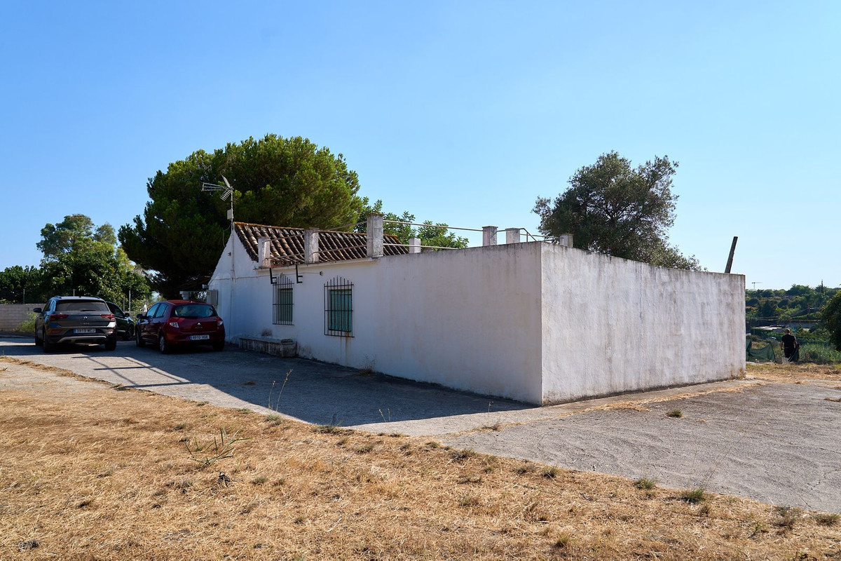 Te koop Grond Costa Del Sol Estepona € 670.000,-