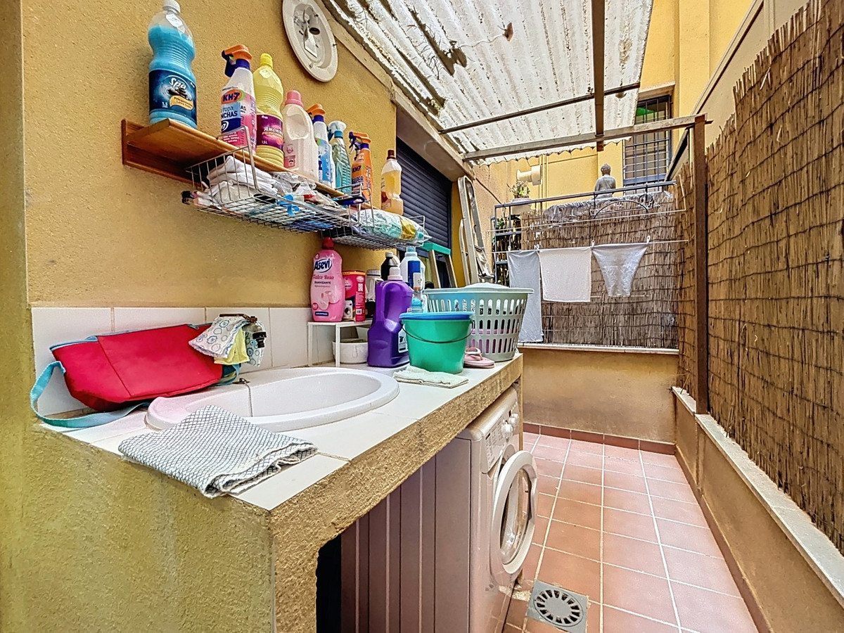 Te koop Middle Floor Apartment Costa Del Sol Torre Del Mar € 274.000,-