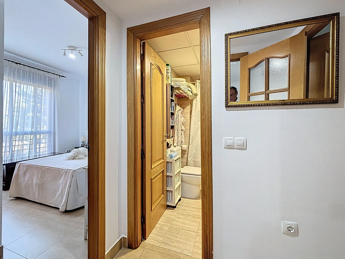 Te koop Middle Floor Apartment Costa Del Sol Torre Del Mar € 274.000,-