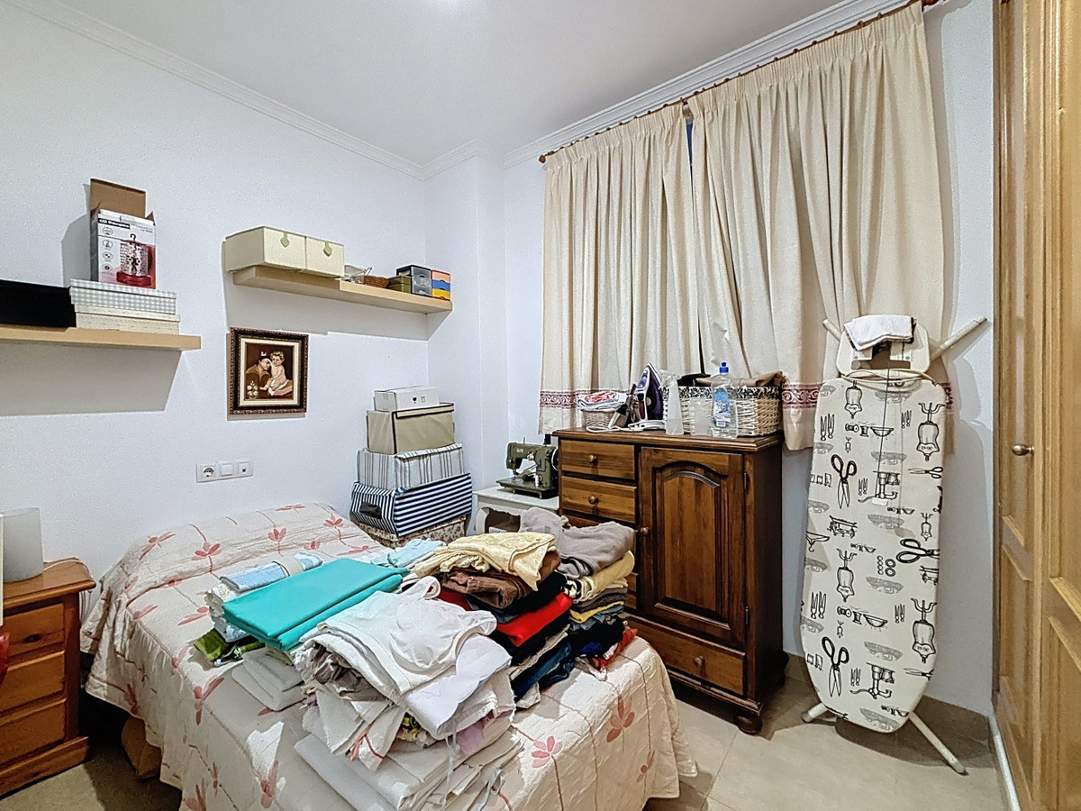 Te koop Middle Floor Apartment Costa Del Sol Torre Del Mar € 274.000,-