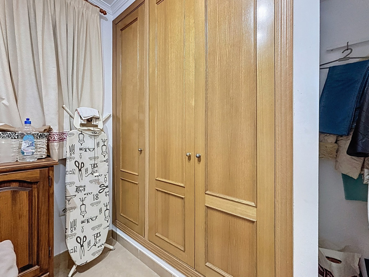 Te koop Middle Floor Apartment Costa Del Sol Torre Del Mar € 274.000,-