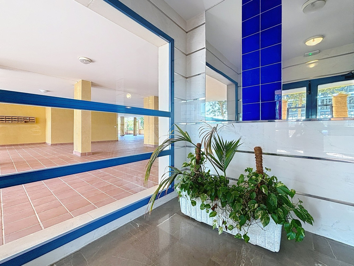 Te koop Middle Floor Apartment Costa Del Sol Torre Del Mar € 274.000,-