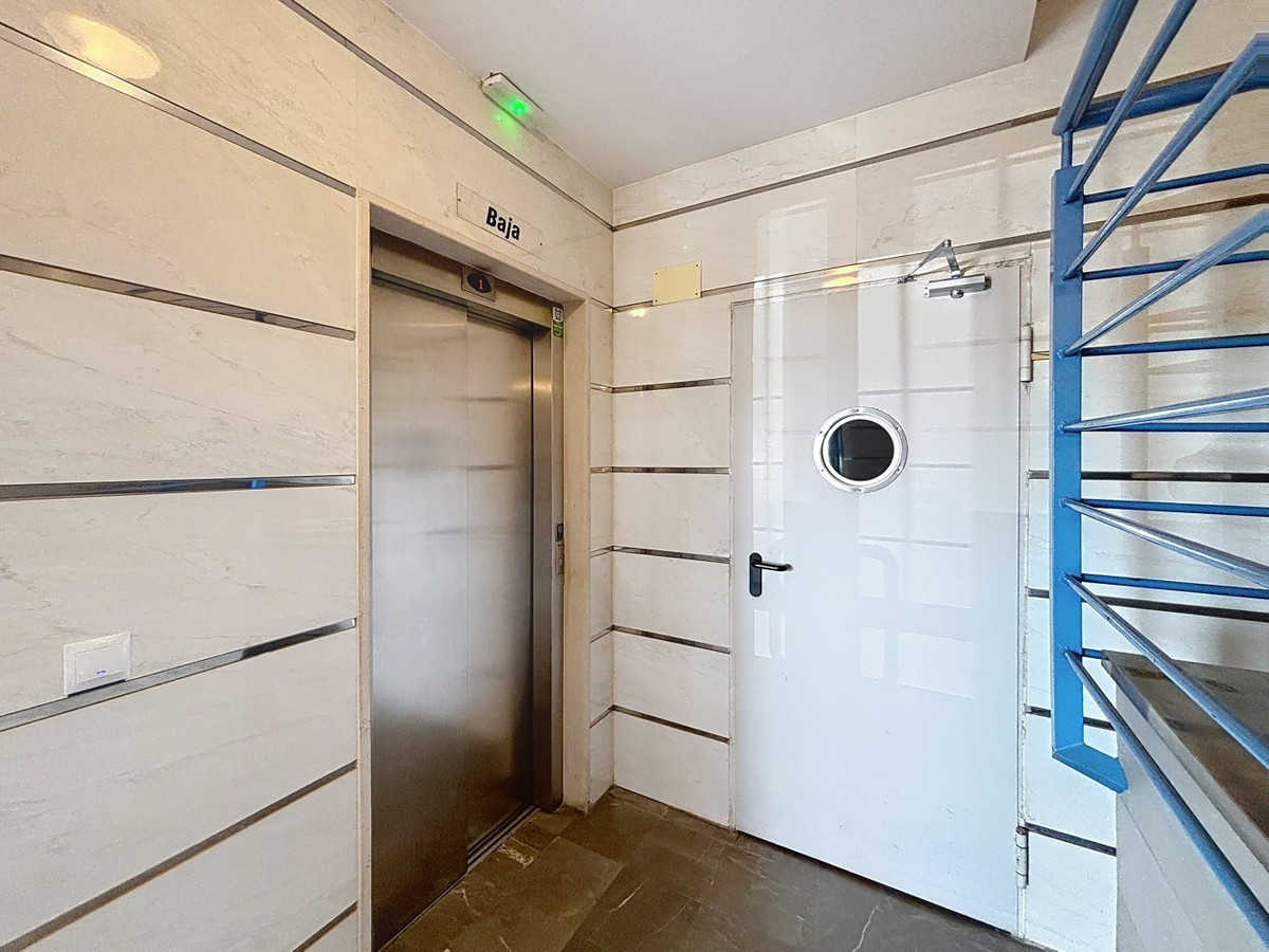 Te koop Middle Floor Apartment Costa Del Sol Torre Del Mar € 274.000,-