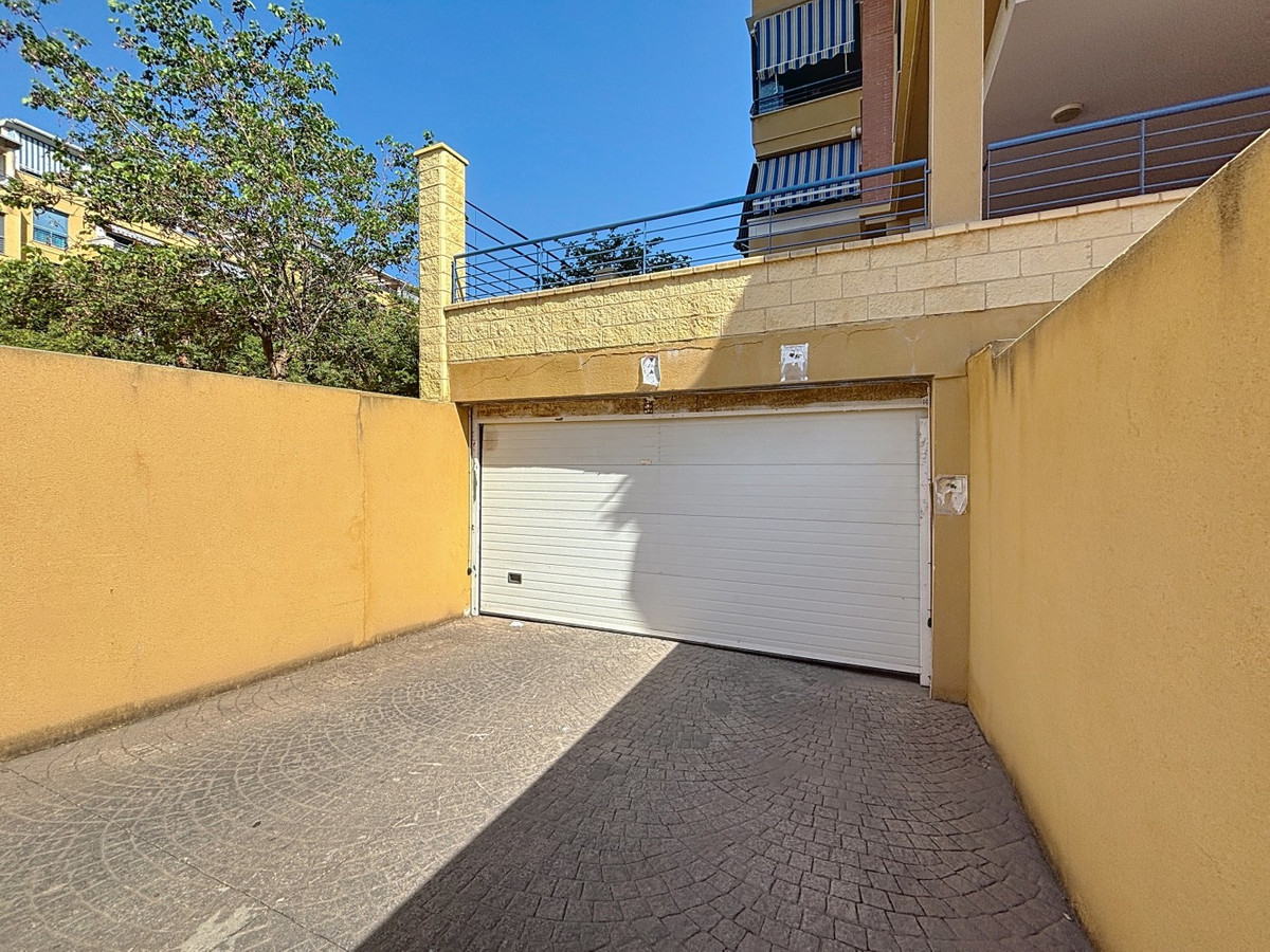 Te koop Middle Floor Apartment Costa Del Sol Torre Del Mar € 274.000,-