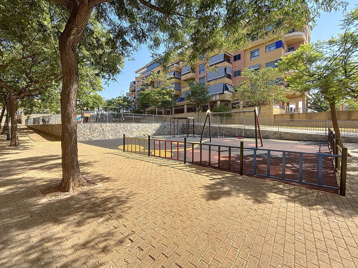 Te koop Middle Floor Apartment Costa Del Sol Torre Del Mar € 274.000,-