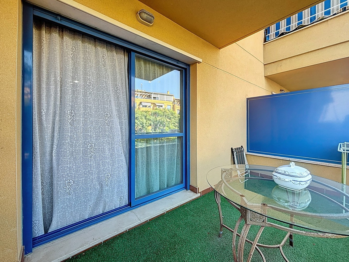 Te koop Middle Floor Apartment Costa Del Sol Torre Del Mar € 274.000,-