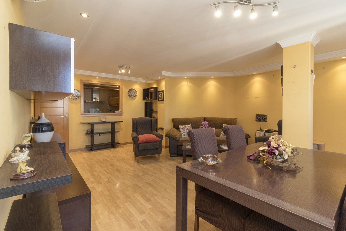 Te koop Middle Floor Apartment Costa Del Sol Marbella € 345.000,-