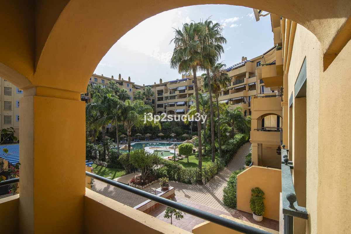 Te koop Middle Floor Apartment Costa Del Sol Marbella € 540.000,-