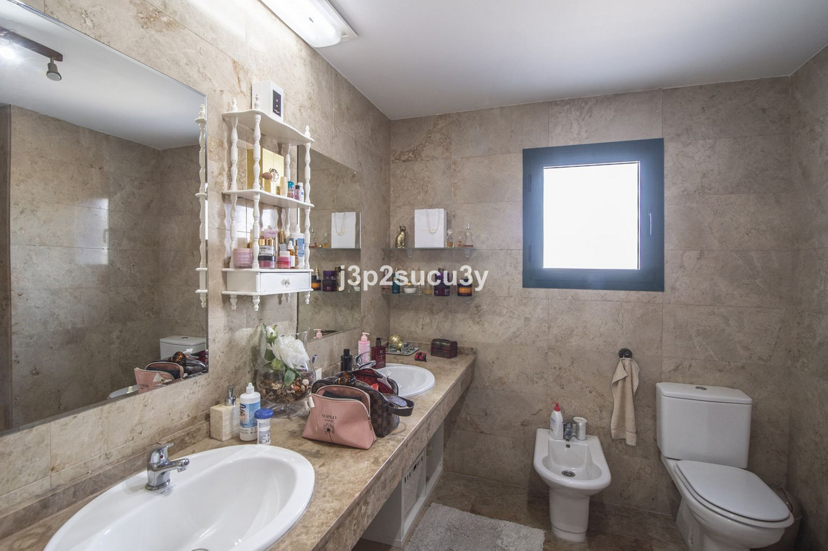 Te koop Middle Floor Apartment Costa Del Sol Marbella € 540.000,-