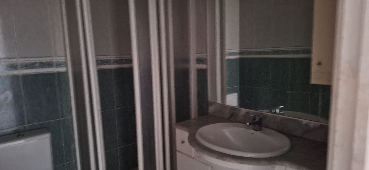 Te koop Herenhuis Costa Del Sol Atalaya € 220.000,-