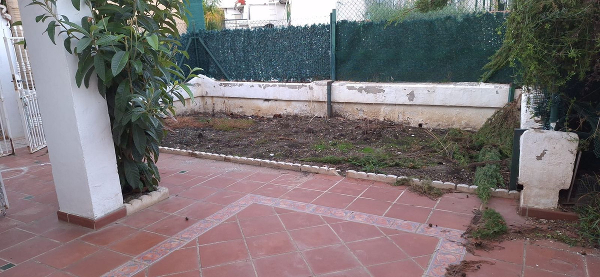 Te koop Herenhuis Costa Del Sol Atalaya € 220.000,-