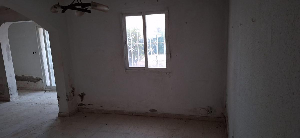 Te koop Herenhuis Costa Del Sol Atalaya € 220.000,-