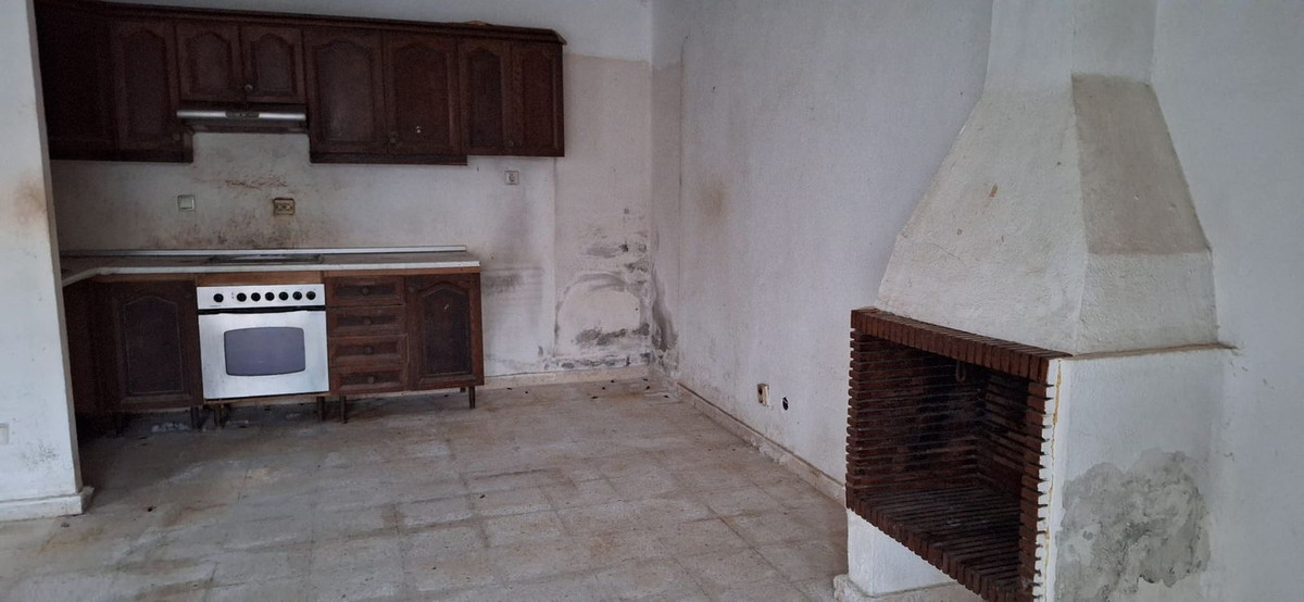 Te koop Herenhuis Costa Del Sol Atalaya € 220.000,-