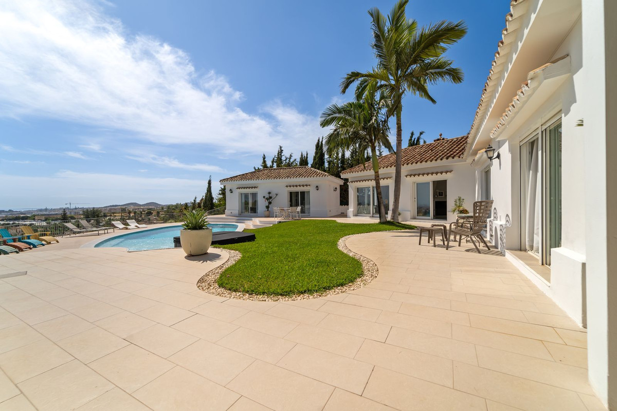 Te koop Vrijstaande Villa Costa Del Sol Sierrezuela € 1.795.000,-