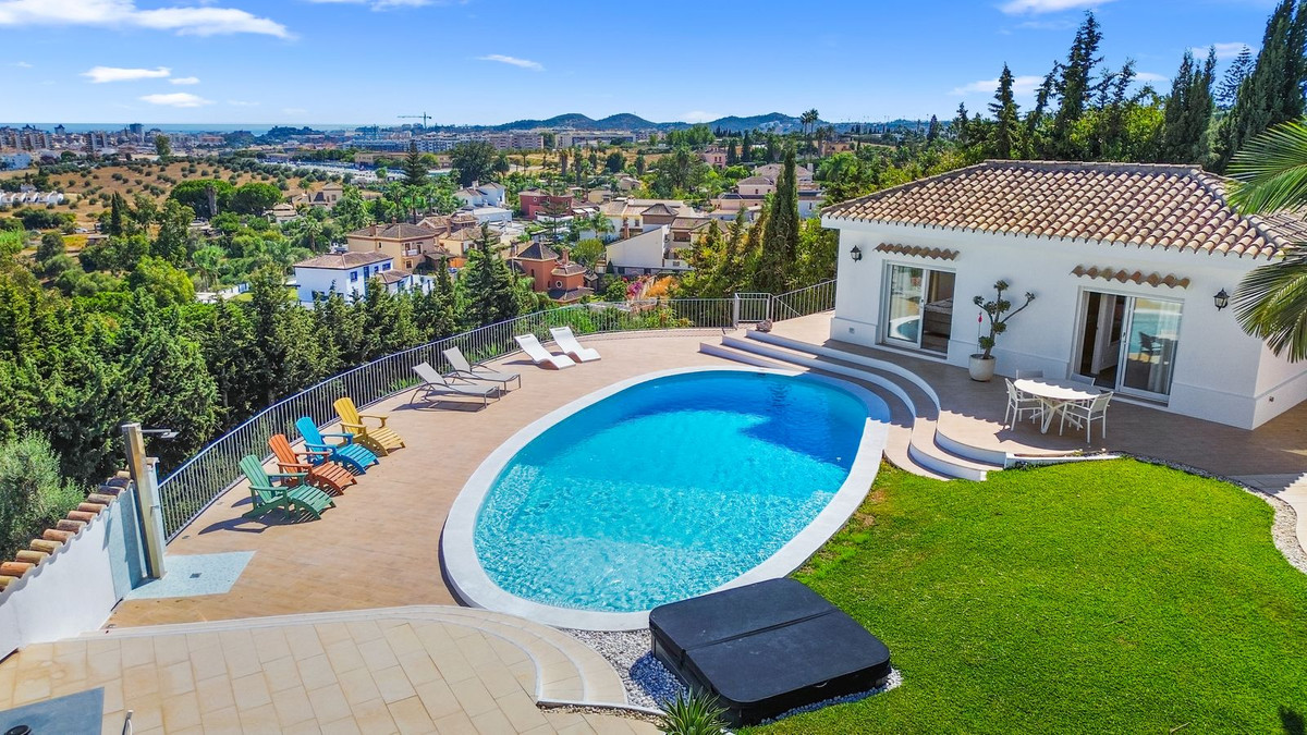 Te koop Vrijstaande Villa Costa Del Sol Sierrezuela € 1.795.000,-