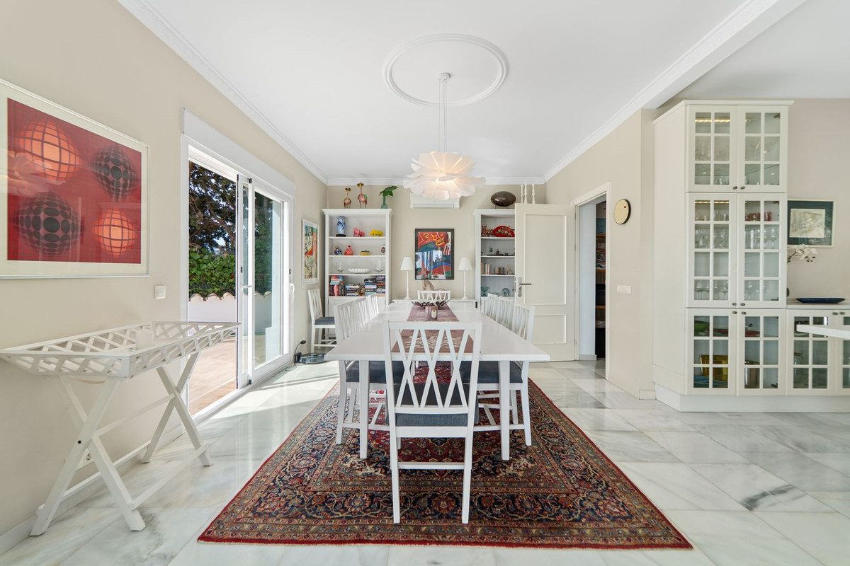 Te koop Vrijstaande Villa Costa Del Sol Sierrezuela € 1.795.000,-