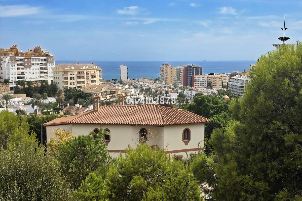 Te koop Vrijstaande Villa Costa Del Sol Benalmadena Costa € 1.890.000,-