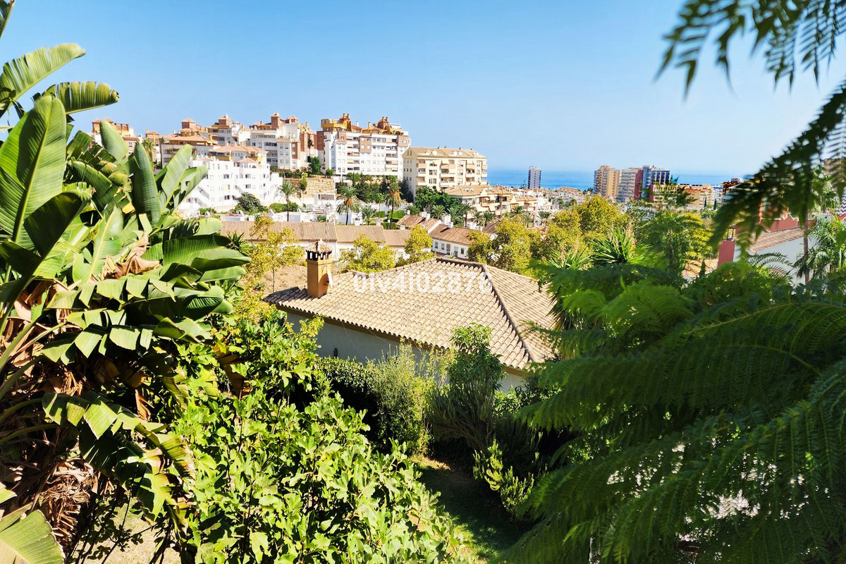 Te koop Vrijstaande Villa Costa Del Sol Benalmadena Costa € 1.890.000,-