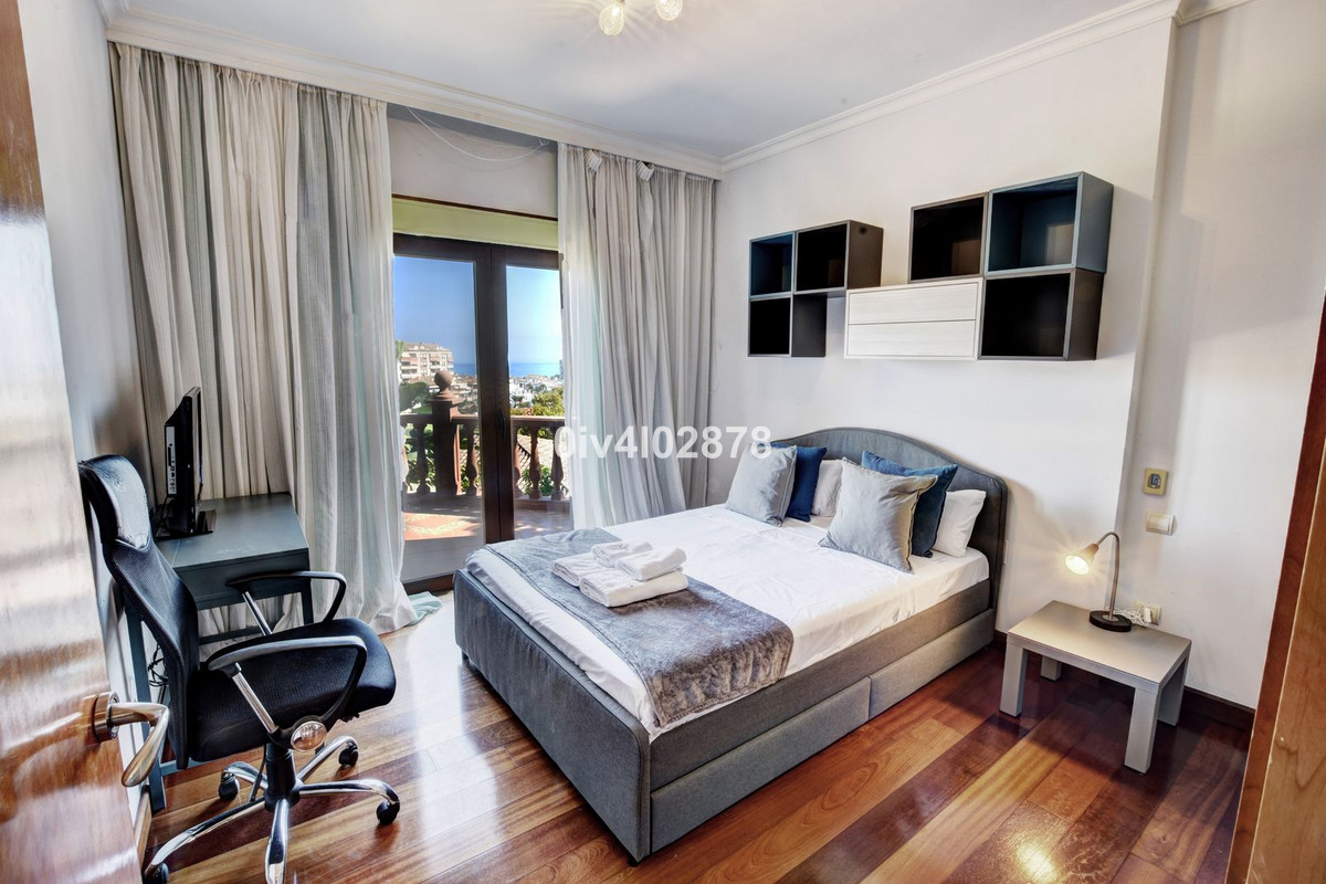 Te koop Vrijstaande Villa Costa Del Sol Benalmadena Costa € 1.890.000,-