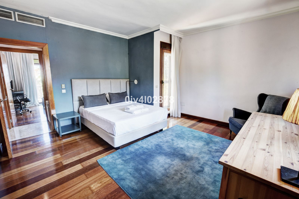 Te koop Vrijstaande Villa Costa Del Sol Benalmadena Costa € 1.890.000,-