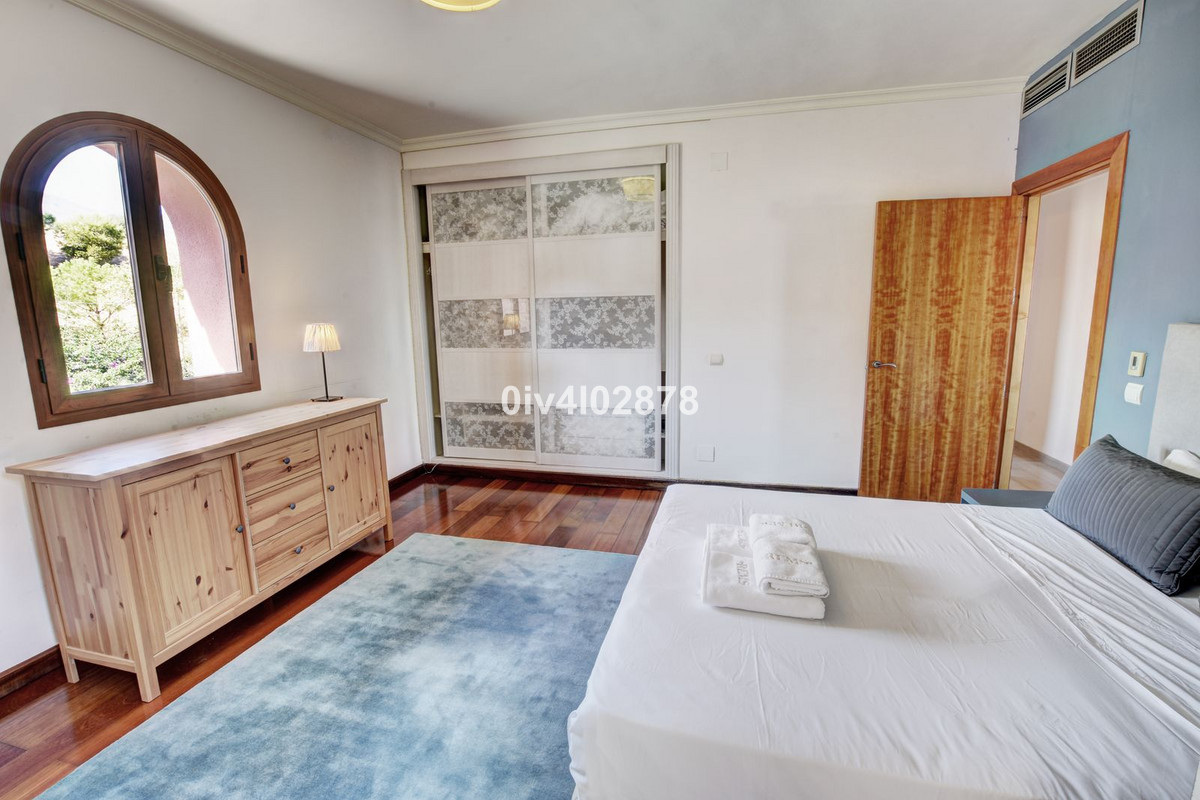 Te koop Vrijstaande Villa Costa Del Sol Benalmadena Costa € 1.890.000,-