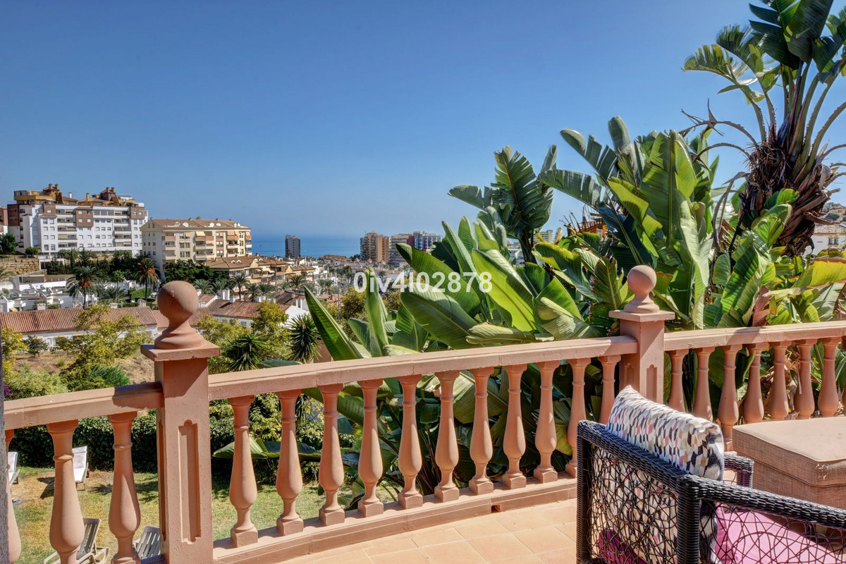 Te koop Vrijstaande Villa Costa Del Sol Benalmadena Costa € 1.890.000,-