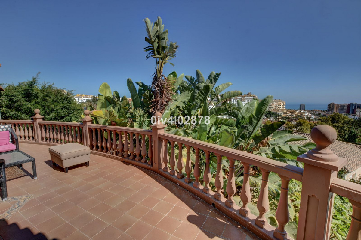 Te koop Vrijstaande Villa Costa Del Sol Benalmadena Costa € 1.890.000,-