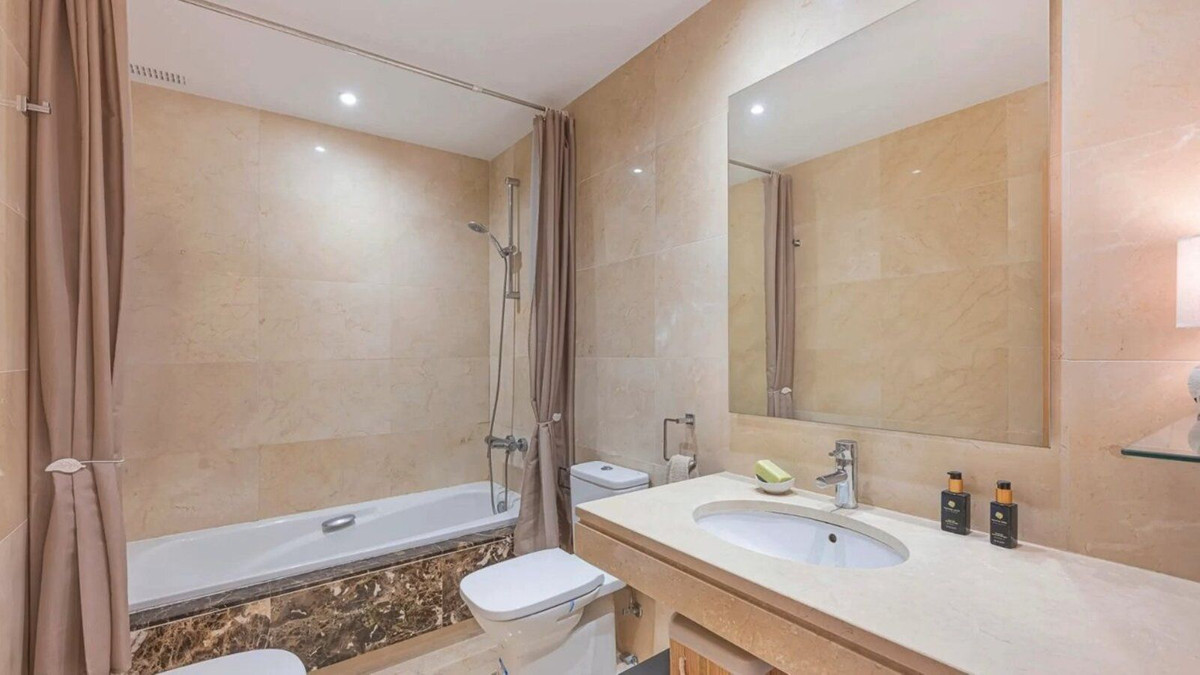 Te koop Penthouse Duplex Costa Del Sol Estepona € 465.000,-
