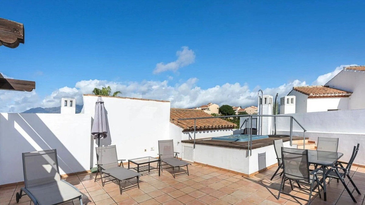 Te koop Penthouse Duplex Costa Del Sol Estepona € 465.000,-