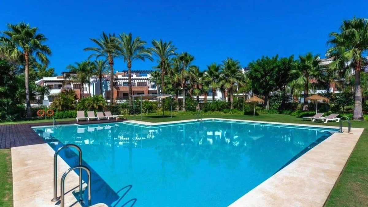 Te koop Penthouse Duplex Costa Del Sol Estepona € 465.000,-