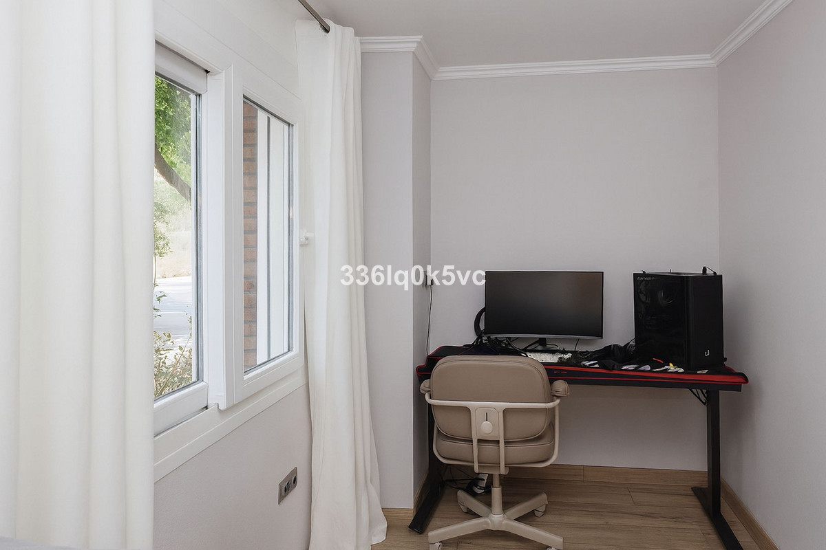 Te koop Middle Floor Apartment Costa Del Sol Marbella € 495.000,-