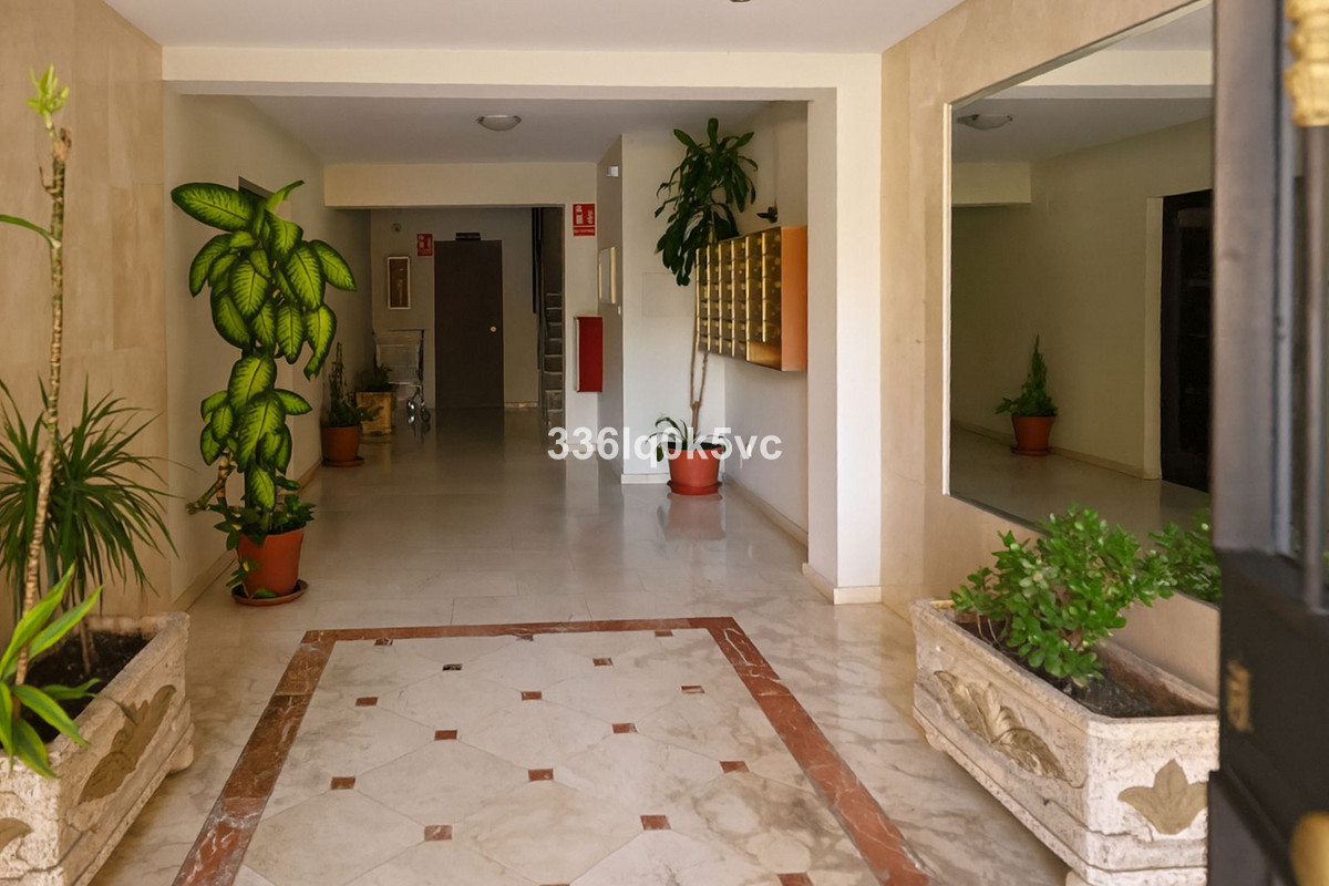 Te koop Middle Floor Apartment Costa Del Sol Marbella € 495.000,-