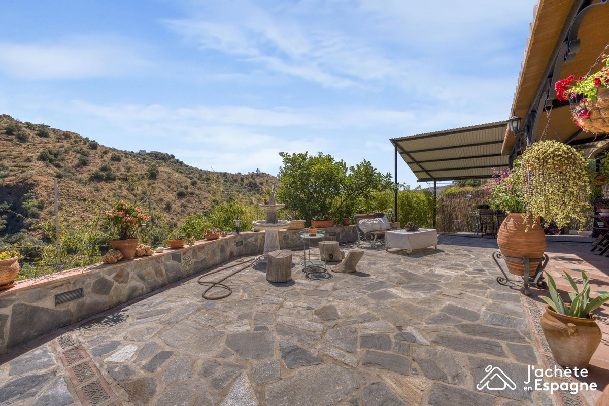 Te koop Vrijstaande Villa Costa Del Sol Canillas De Aceituno € 320.000,-