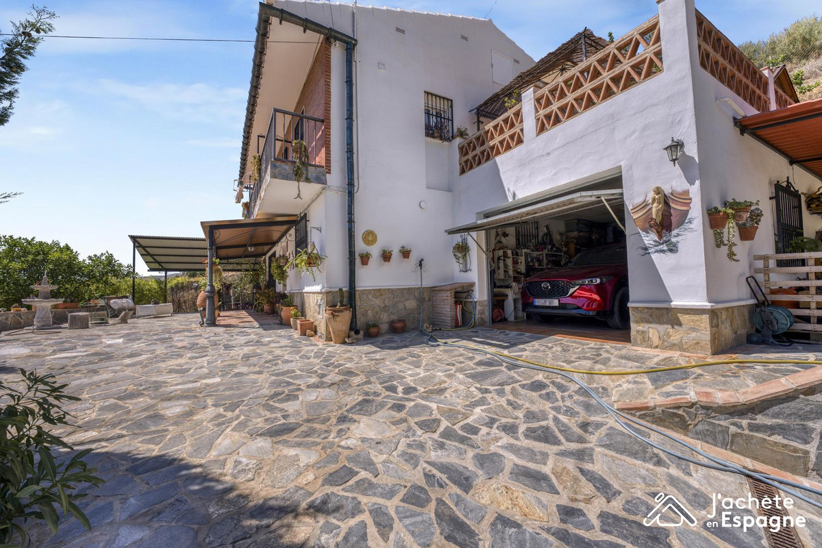 Te koop Vrijstaande Villa Costa Del Sol Canillas De Aceituno € 320.000,-