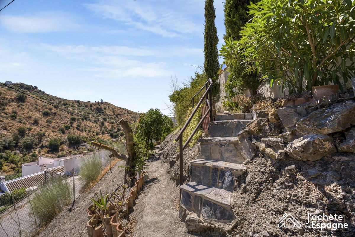 Te koop Vrijstaande Villa Costa Del Sol Canillas De Aceituno € 320.000,-