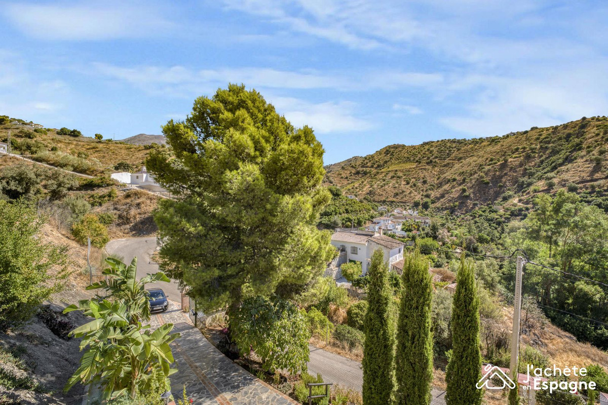 Te koop Vrijstaande Villa Costa Del Sol Canillas De Aceituno € 320.000,-