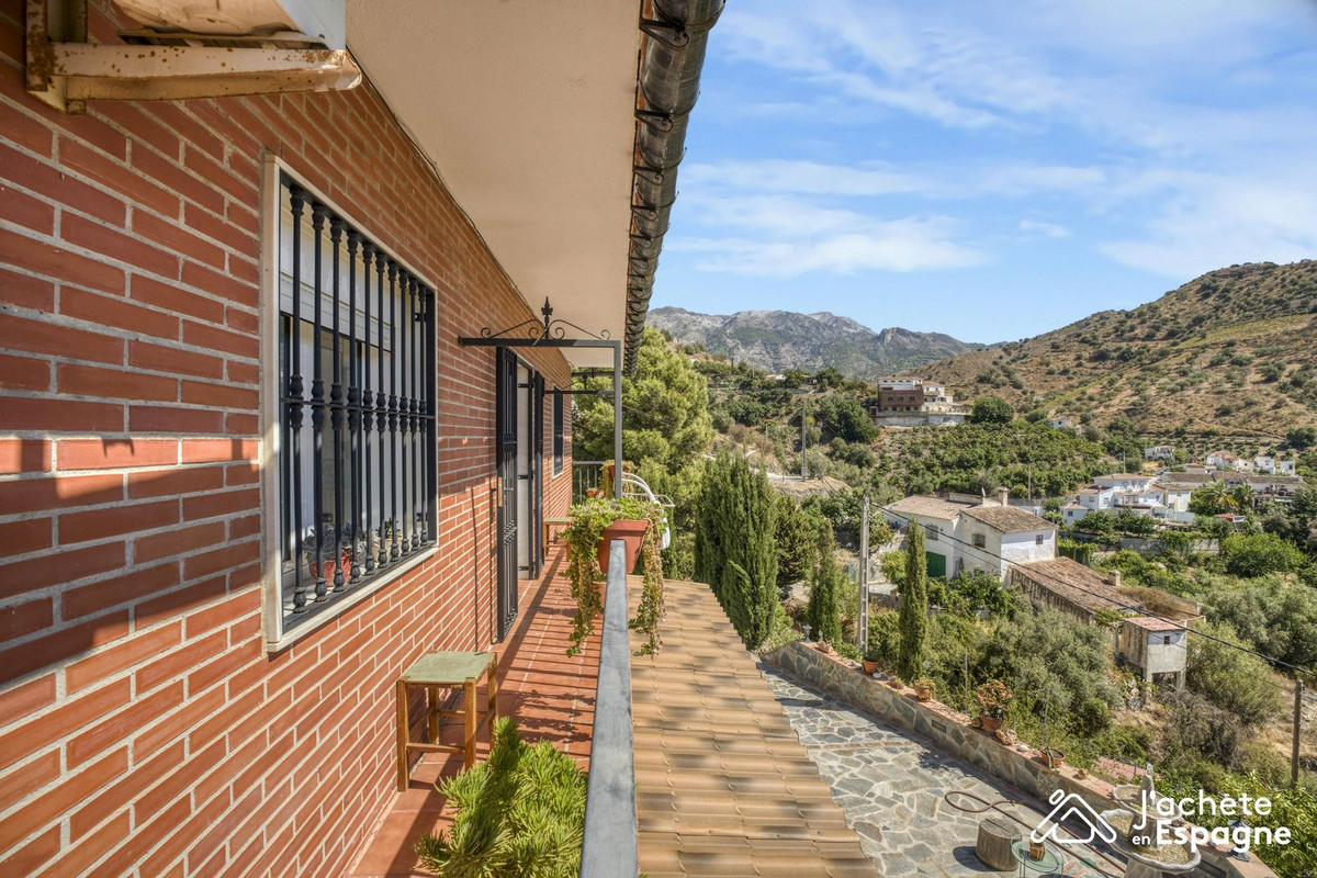 Te koop Vrijstaande Villa Costa Del Sol Canillas De Aceituno € 320.000,-