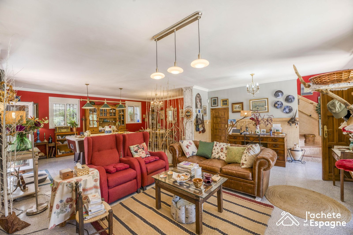 Te koop Vrijstaande Villa Costa Del Sol Canillas De Aceituno € 320.000,-