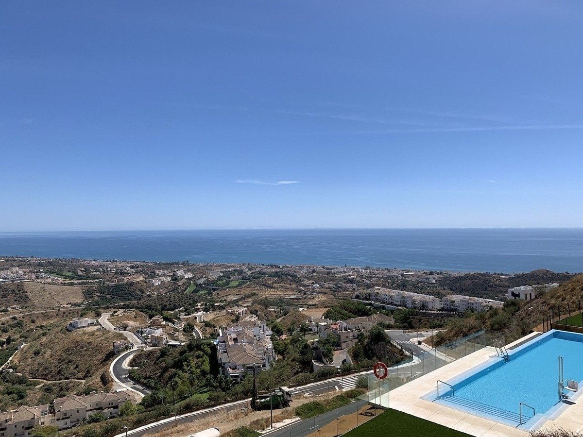 Te koop Middle Floor Apartment Costa Del Sol Rincón De La Victoria € 385.000,-