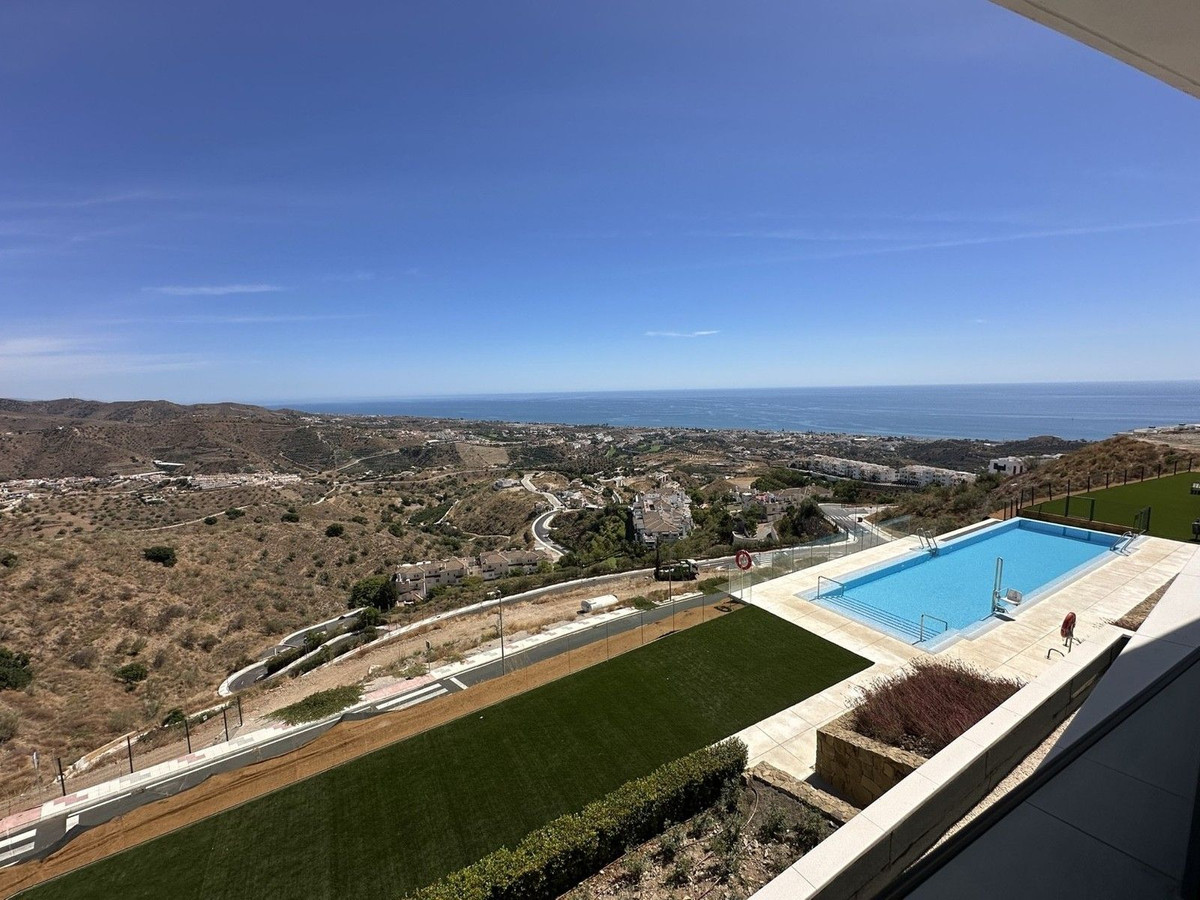 Te koop Middle Floor Apartment Costa Del Sol Rincón De La Victoria € 385.000,-