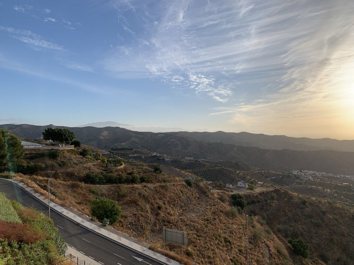 Te koop Middle Floor Apartment Costa Del Sol Rincón De La Victoria € 385.000,-